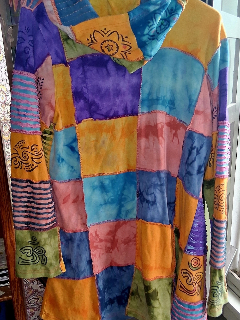 Vibrant Patchwork Hooded Zip Jacket in Purple, Yellow, Teal - Picture 4 of 6